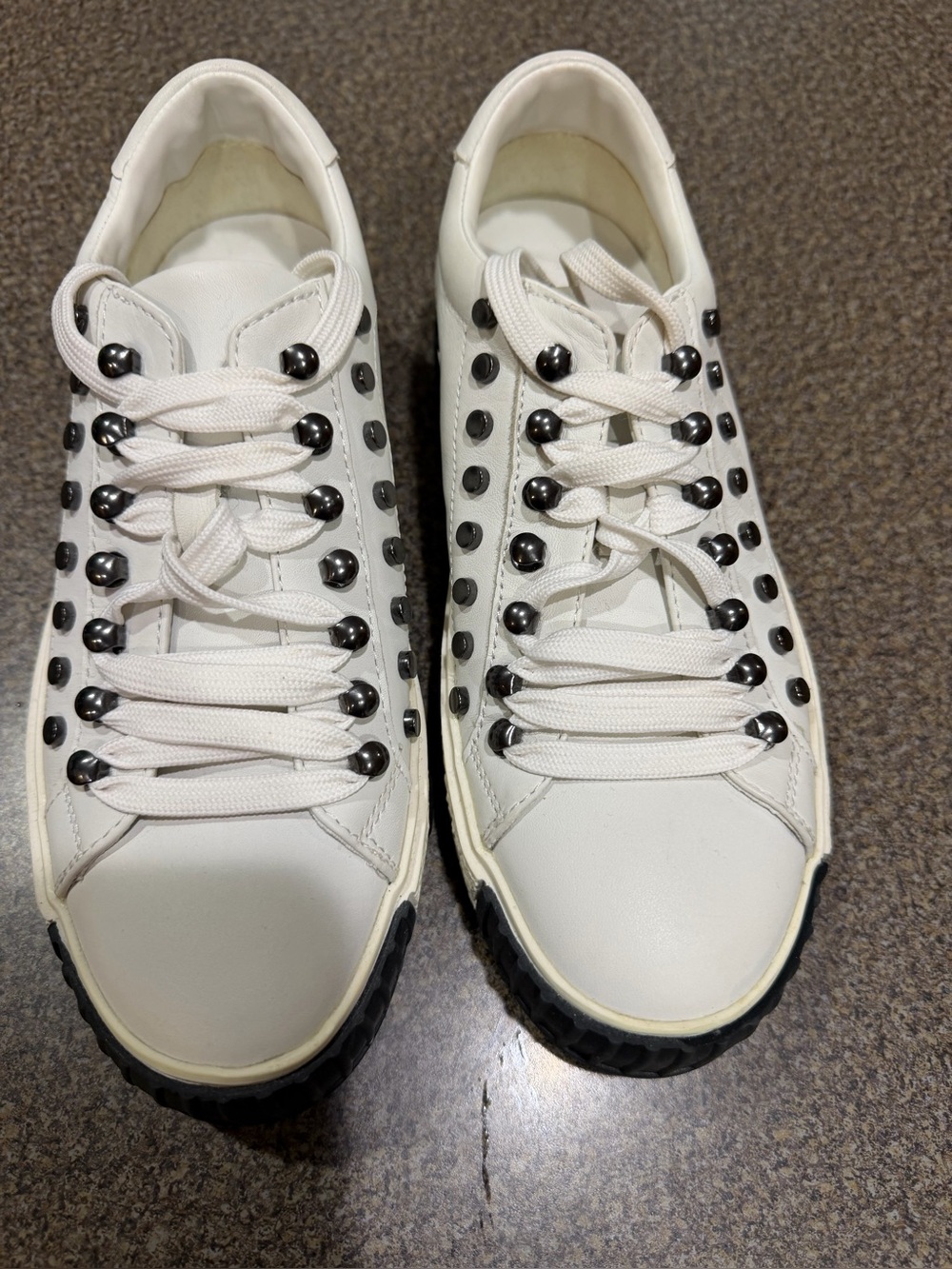 Women’s Armani Exchange shoes size US 7